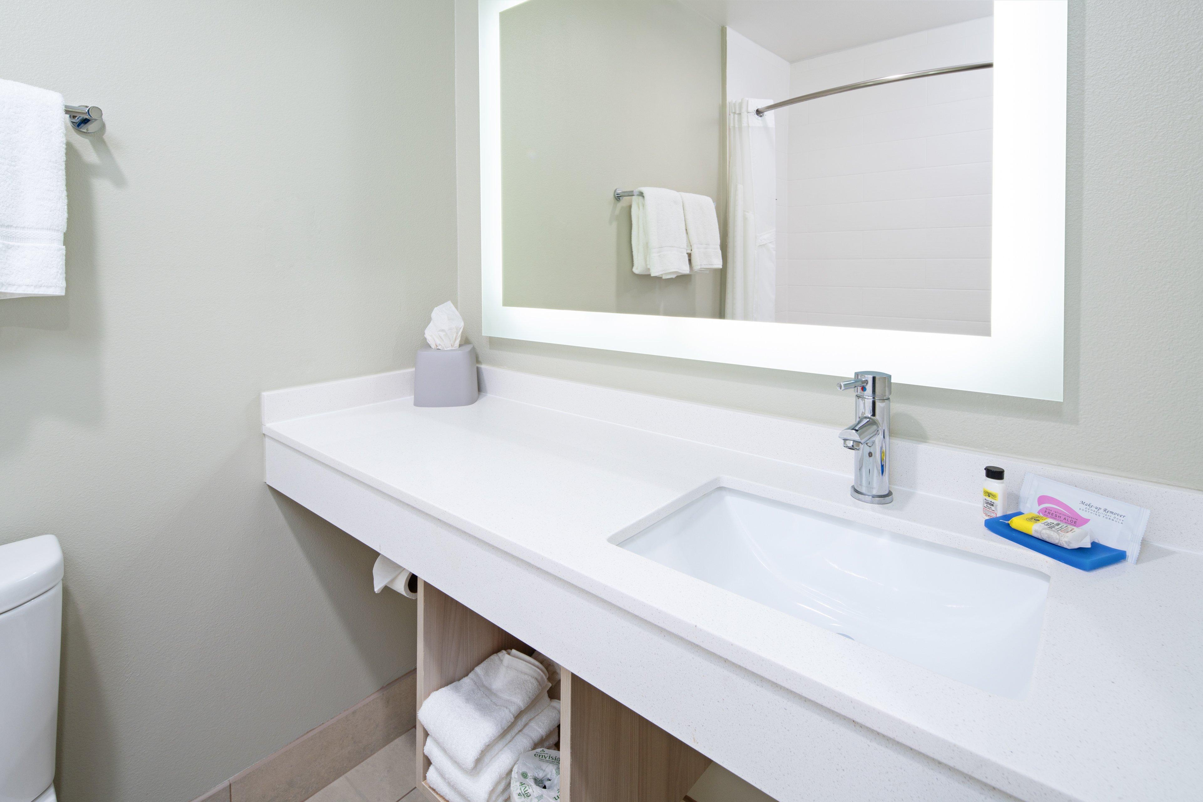 Holiday Inn Express & Suites Watsonville By Ihg Buitenkant foto