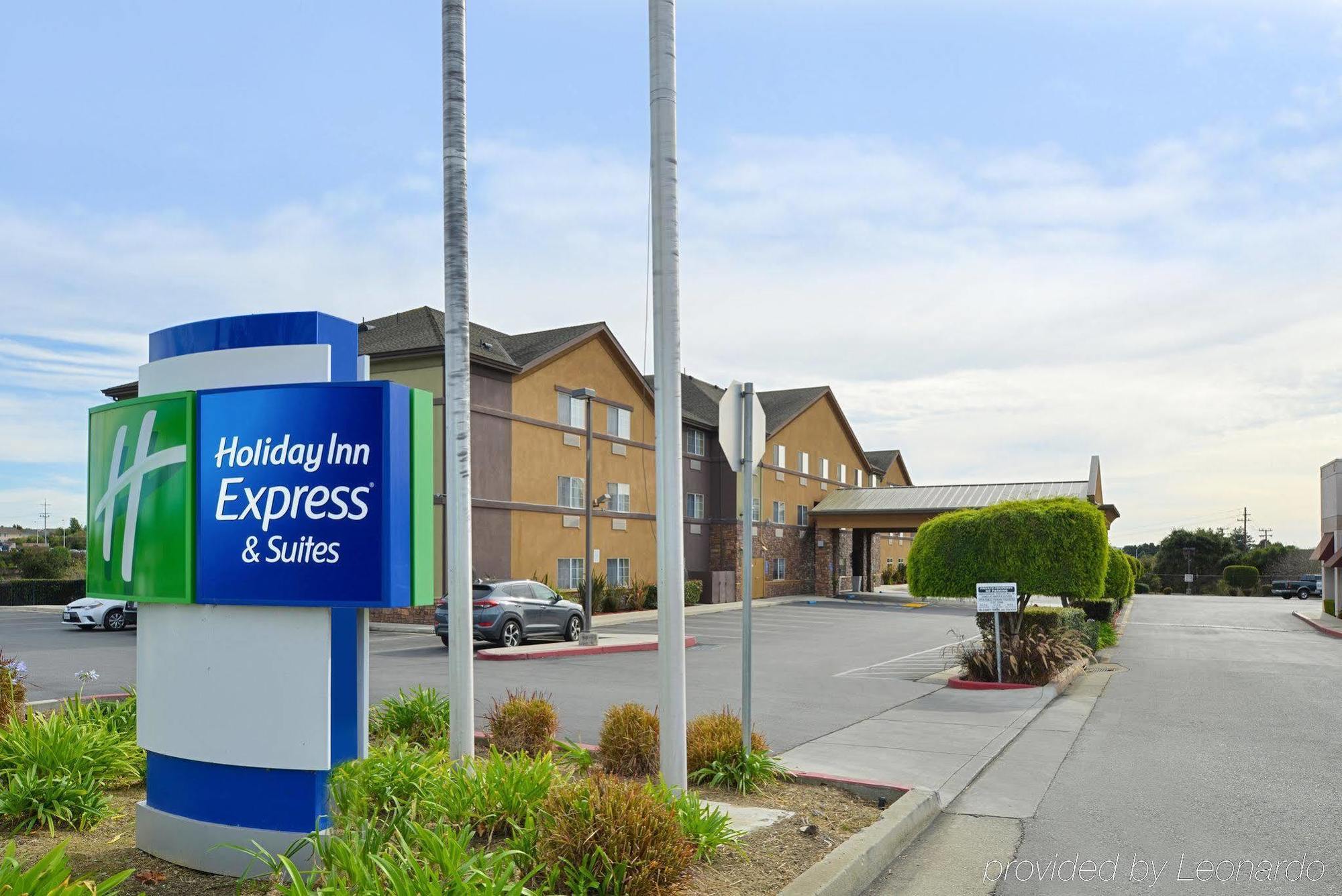 Holiday Inn Express & Suites Watsonville By Ihg Buitenkant foto