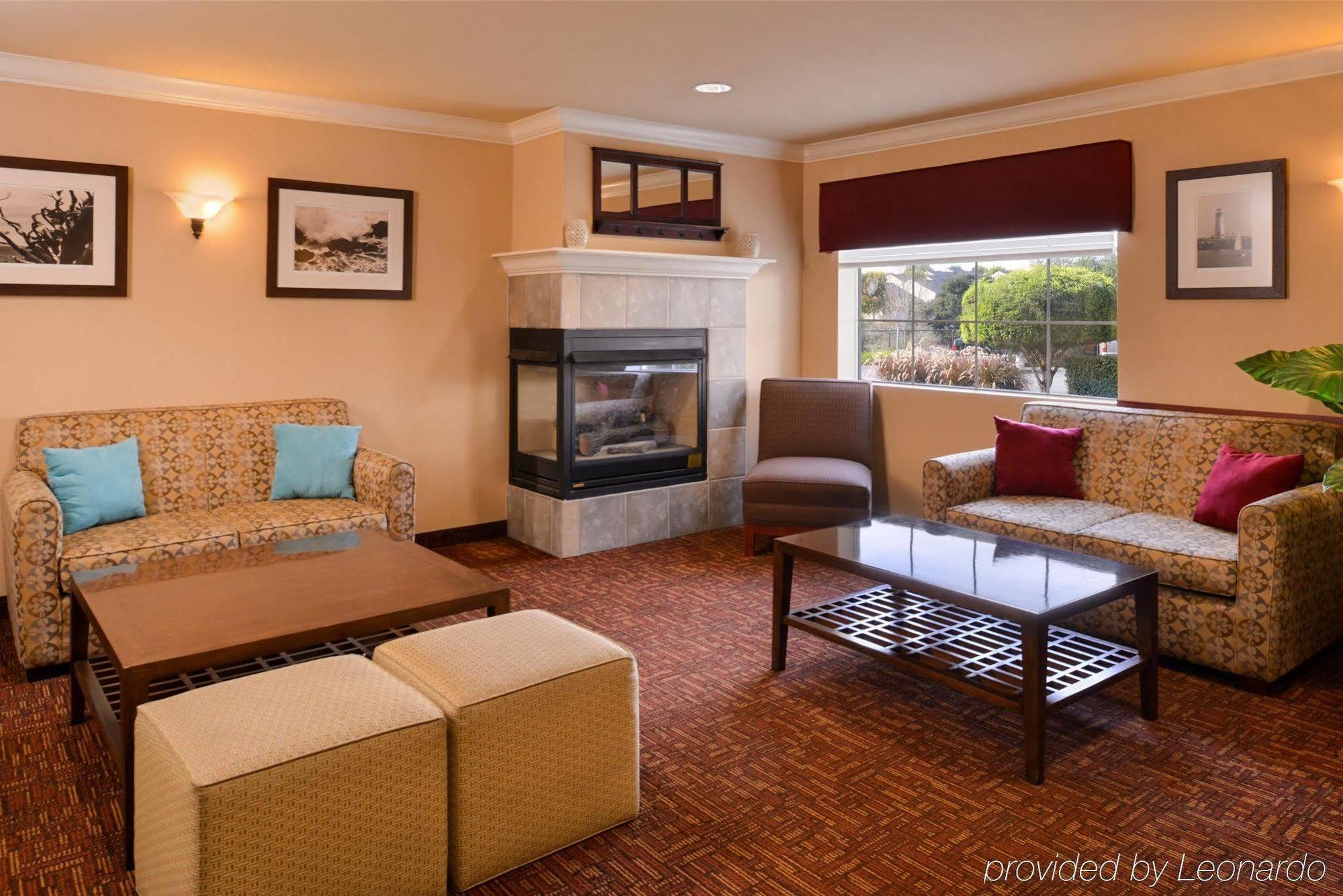 Holiday Inn Express & Suites Watsonville By Ihg Buitenkant foto