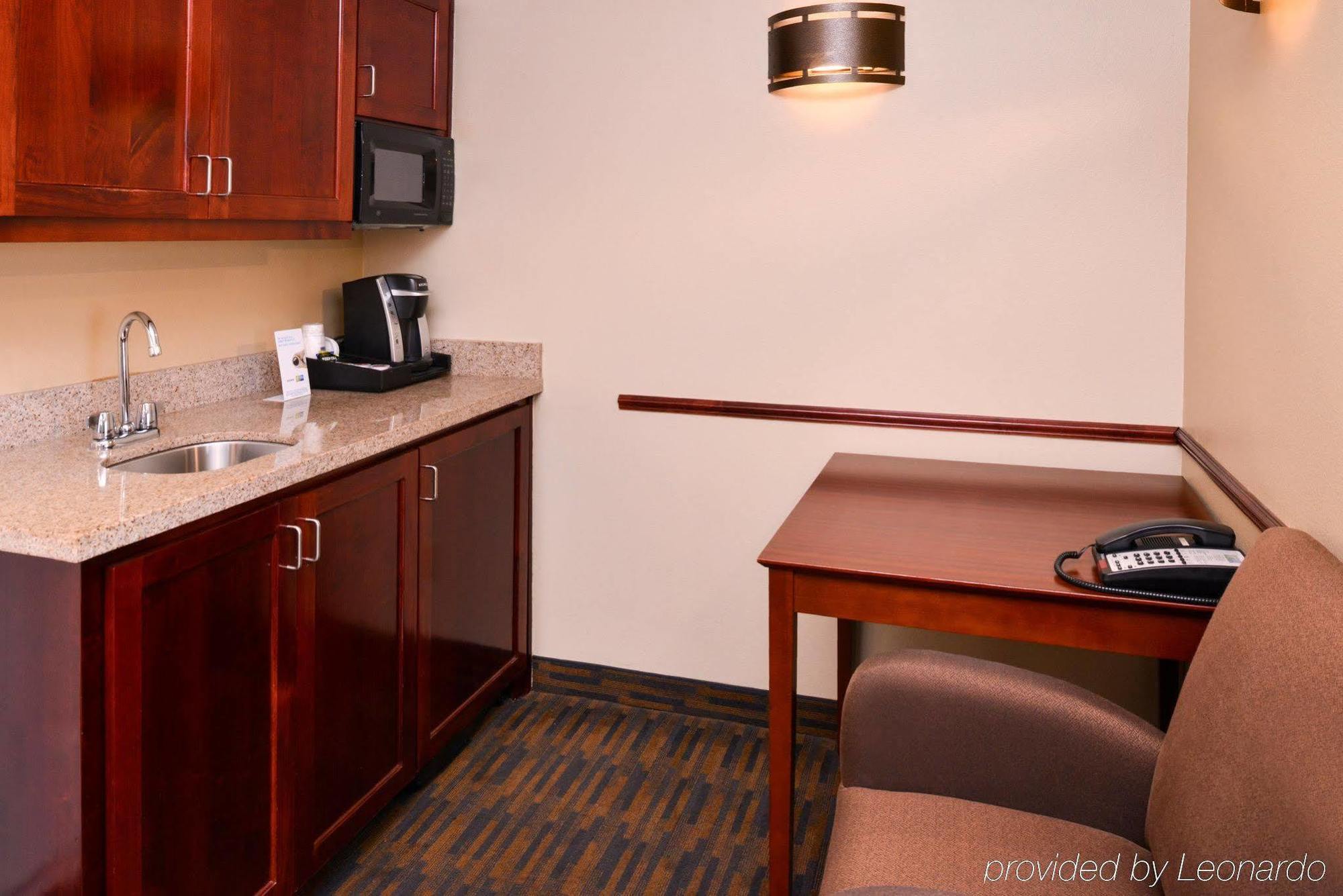 Holiday Inn Express & Suites Watsonville By Ihg Buitenkant foto