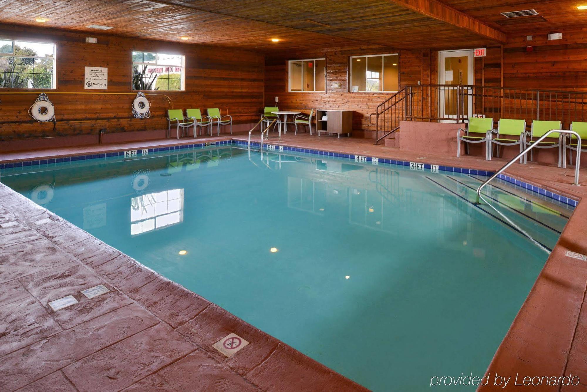Holiday Inn Express & Suites Watsonville By Ihg Buitenkant foto